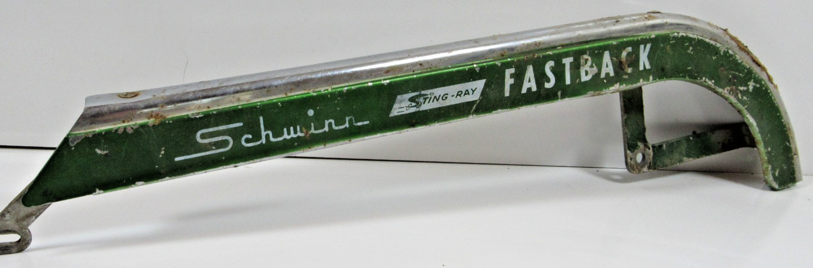 1968-73 Schwinn Sting-Ray  5-speed Chainguard Original Paint / Screen #P51