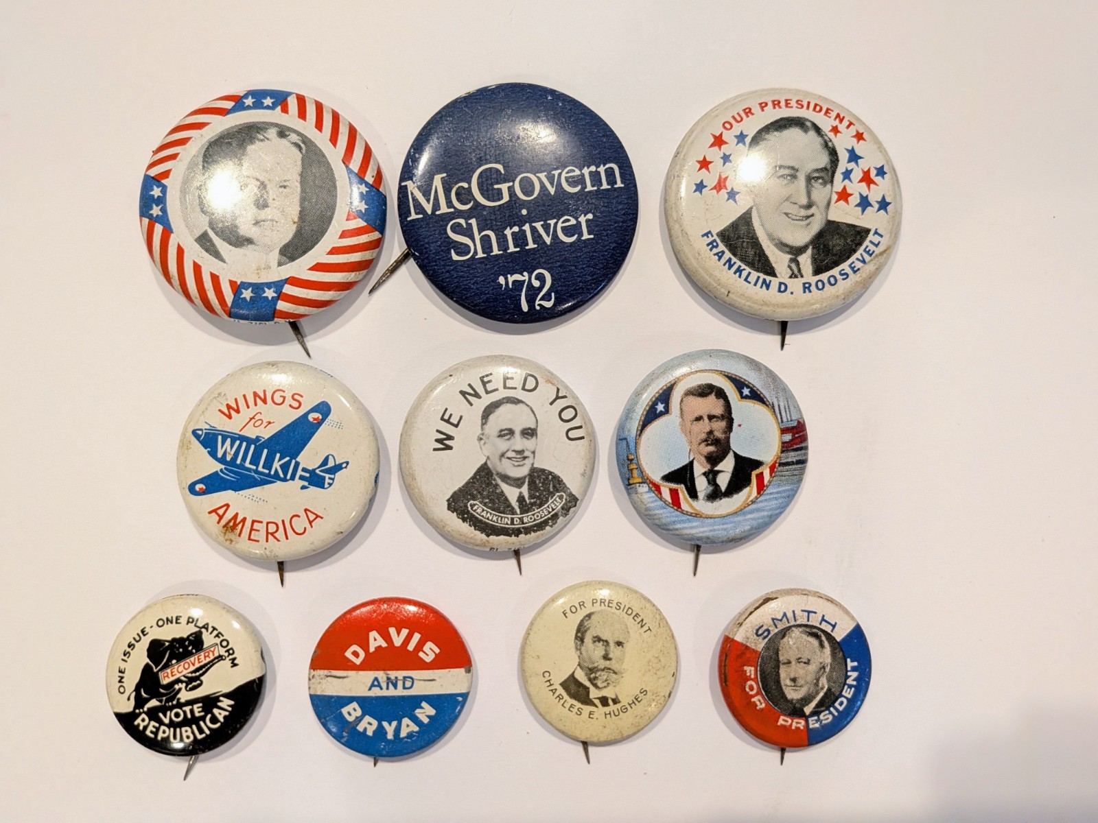 Lot of 10 Vintage Political Campaign Pinback Buttons Mixed Presidents/Candidates