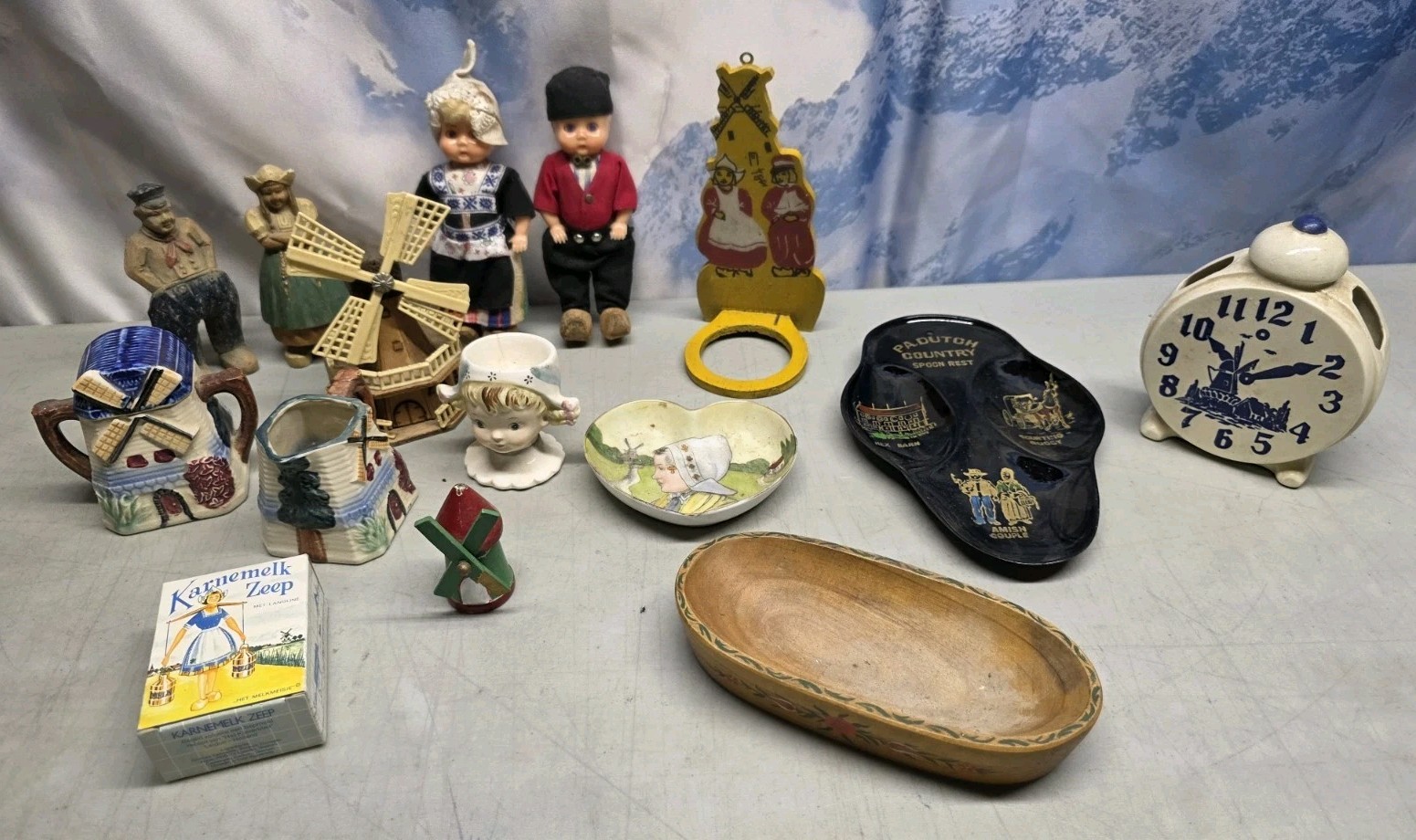 🔥 Huge Lot Vtg Dutch Decorative Items Figures Windmills PA Holland SEE PICS 🔥 Huge Lot Vtg Dutch Decorative Items Figures Windmills PA Holland SEE PICS