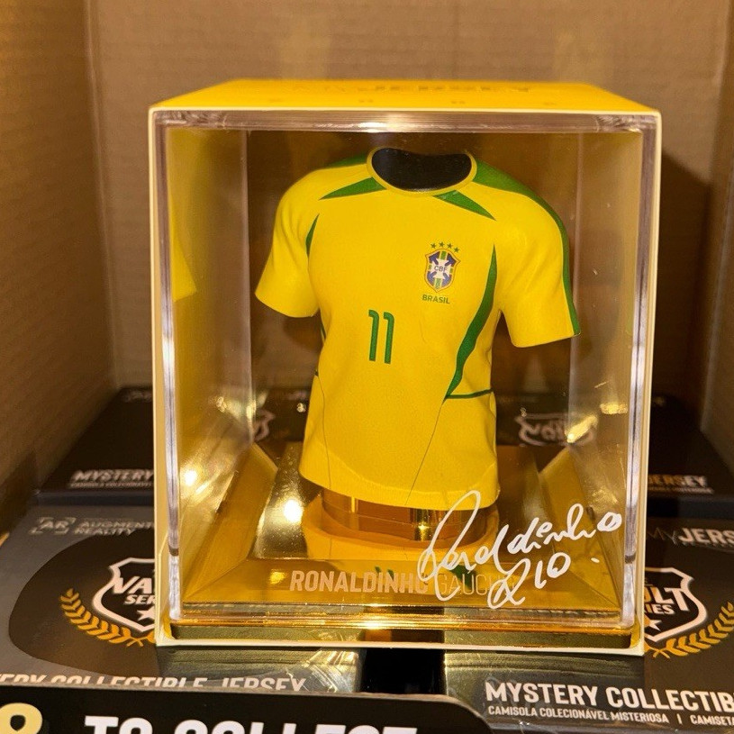 MyJersey The Vault Series Ronaldinho Gold Autographed Soccer 2002 Jersey #11