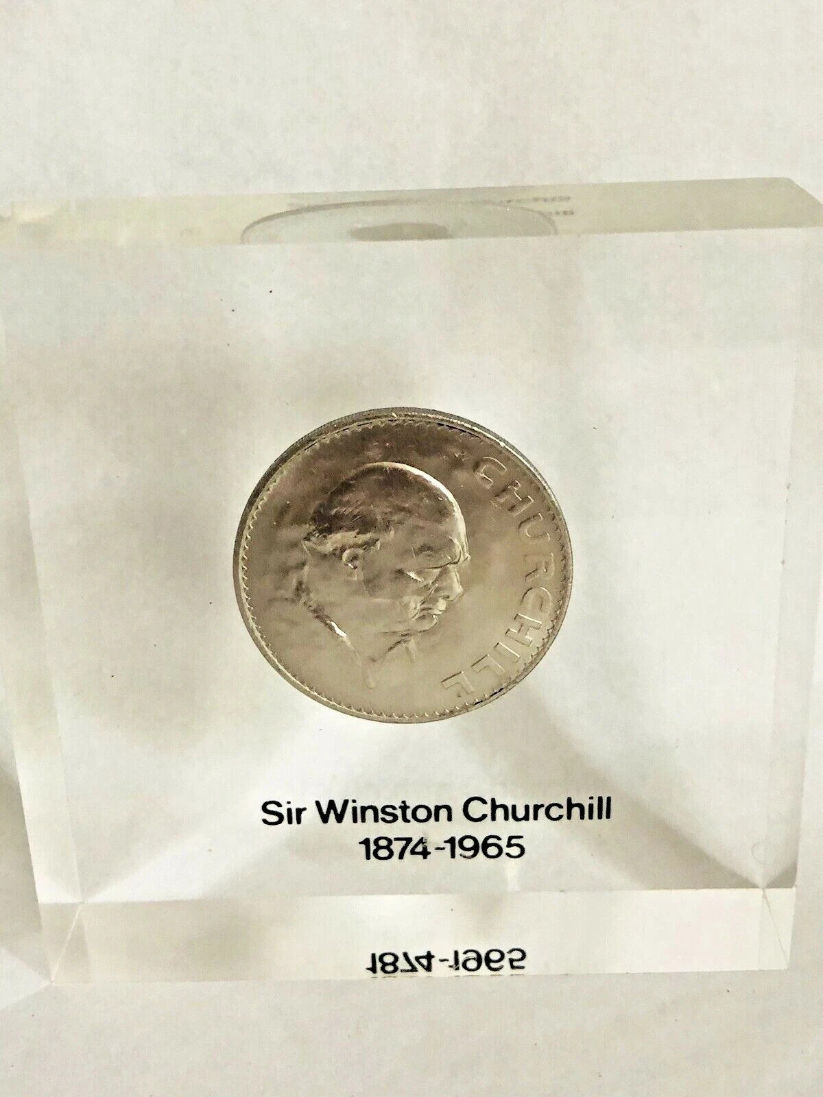VTG 1965 Winston Churchill Commemorative Historical Medal/Coin