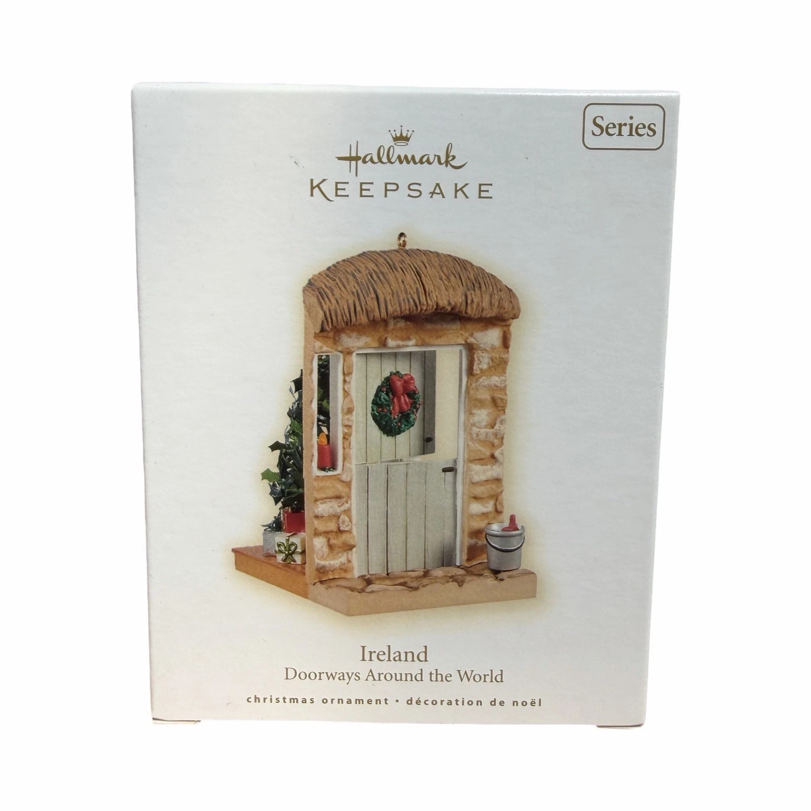 2009 Hallmark Doorways Around the World Ireland Ornament - cr