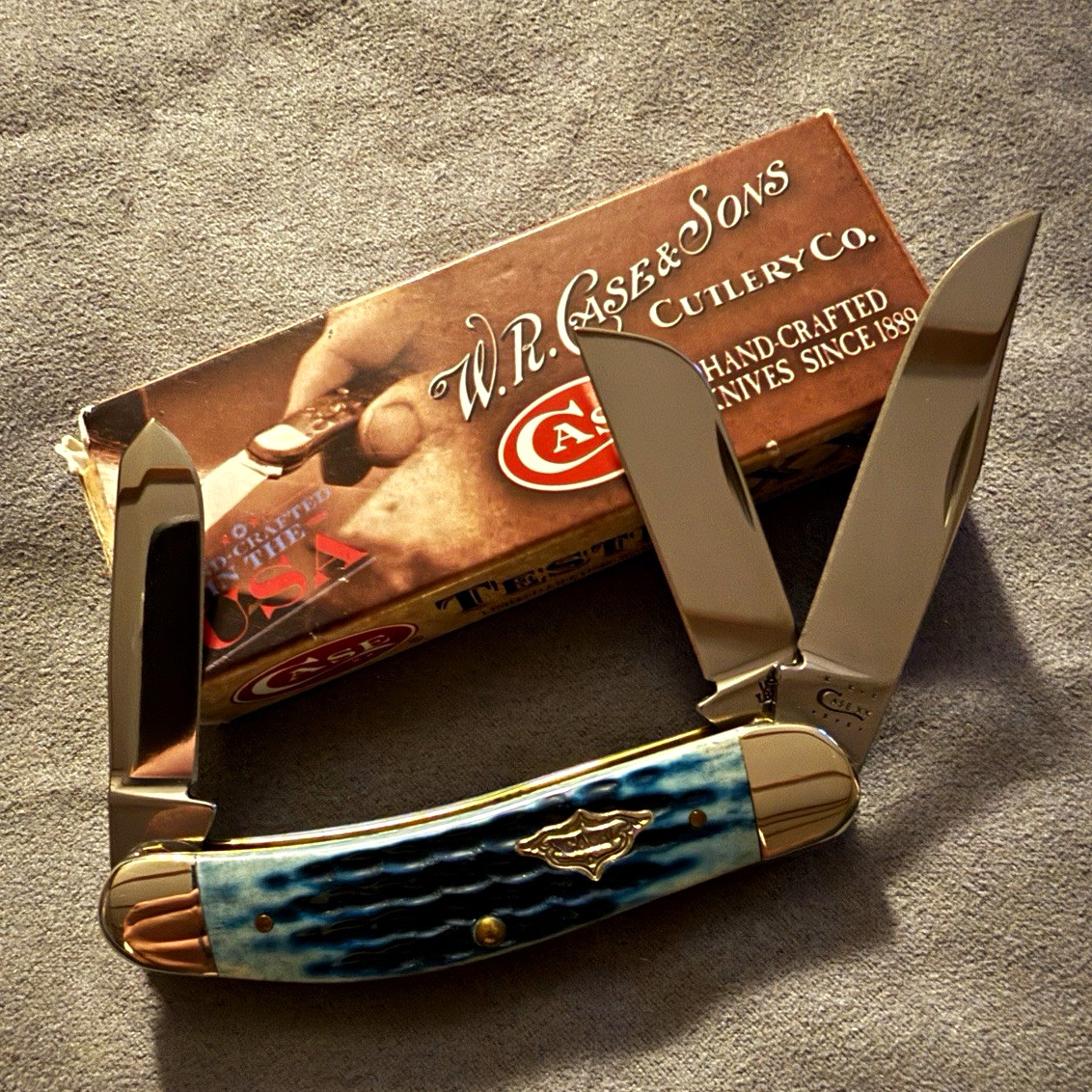 Case XX RARE LIMITED 2011 TB6339 Sowbelly 3-Blade Calypso Blue Bone SS
