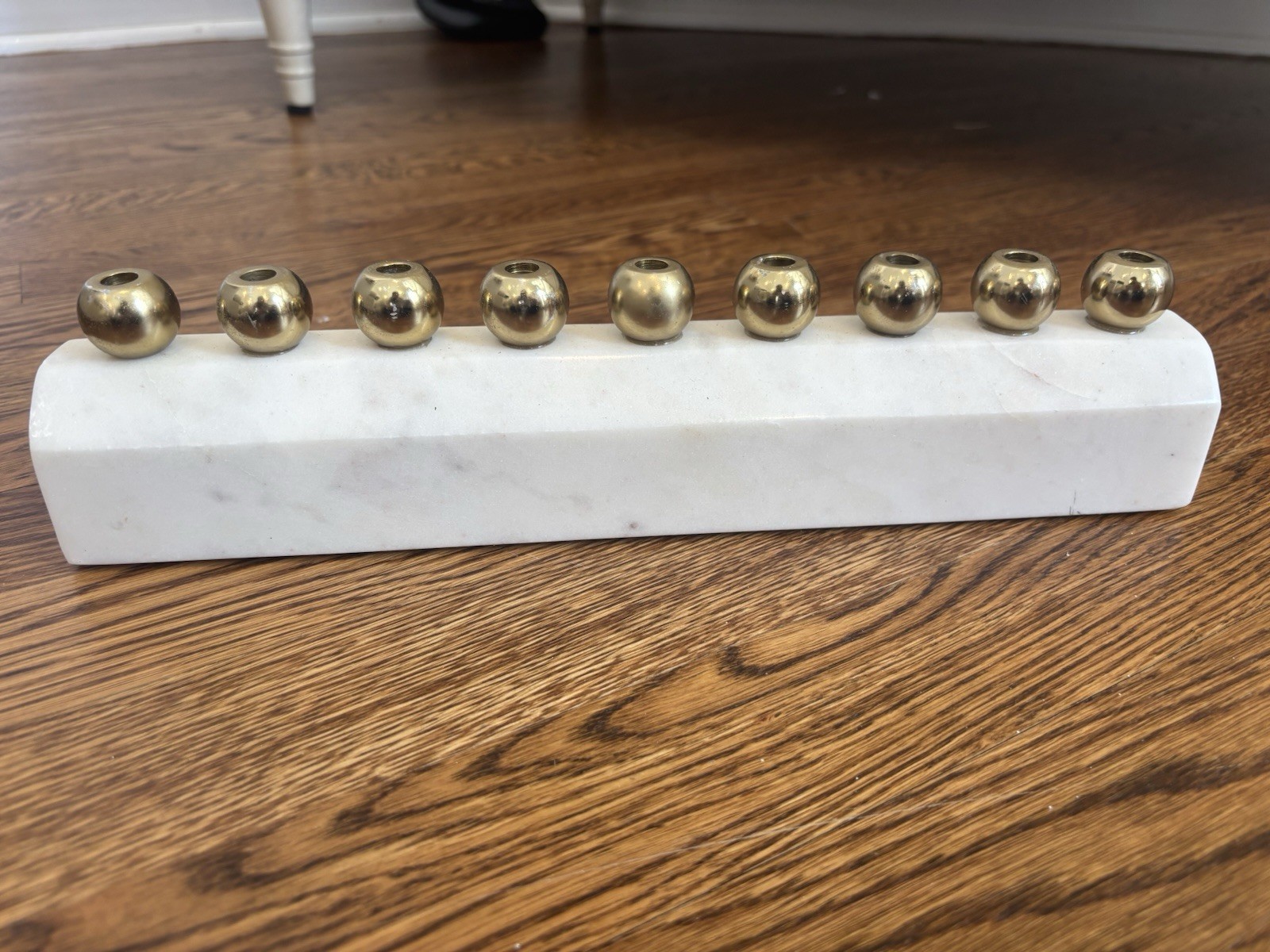 Hanukkah Marble White Stone Gold Tone Menorah NWOT Never Used READ