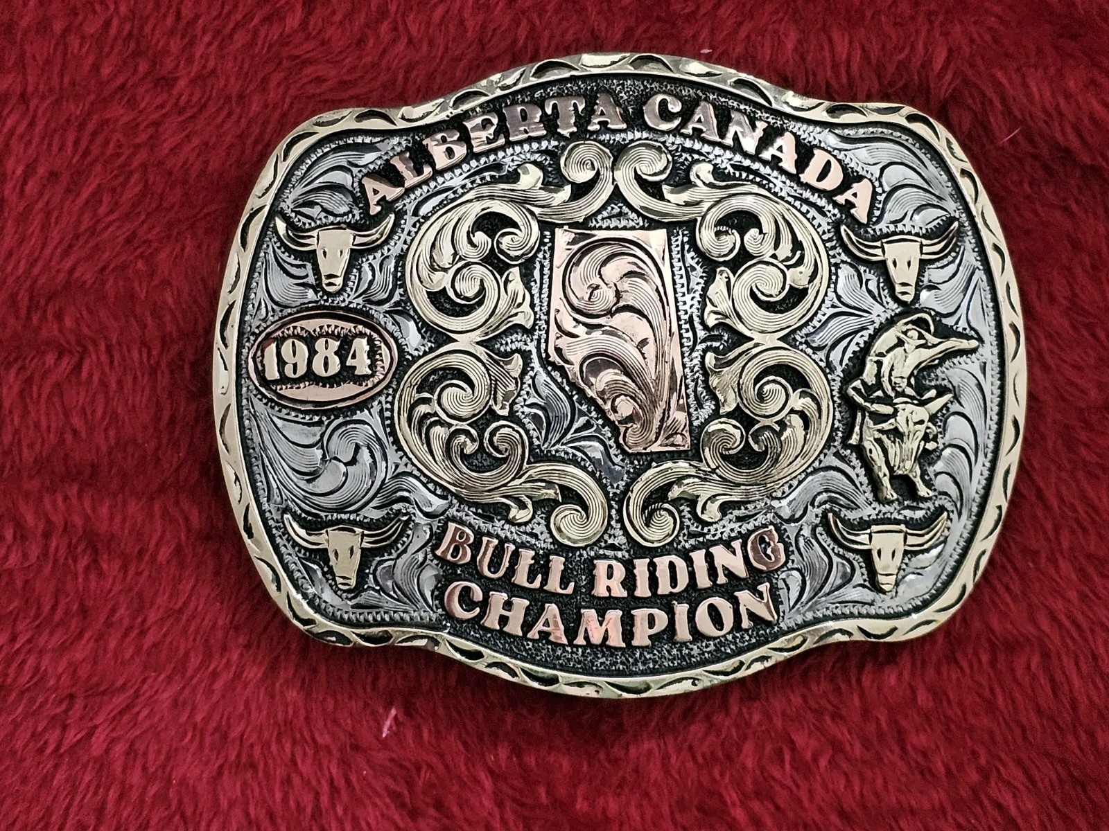 CANADIAN RODEO☆X~TREME☆1984☆ Bull Riding CHAMPION TROPHY BUCKLE☆Alberta☆Rare☆W45
