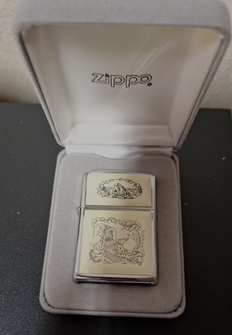Vtg 1994 Zippo Lighter Scrimshaw Eagle USA w/Box Vtg 1994 Zippo Lighter Scrimshaw Eagle USA w/Box