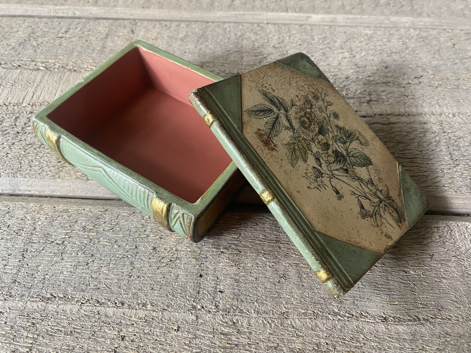 Vintage Borghese Ceramic Sculpted Book Trinket Box Vintage Borghese Ceramic Sculpted Book Trinket Box