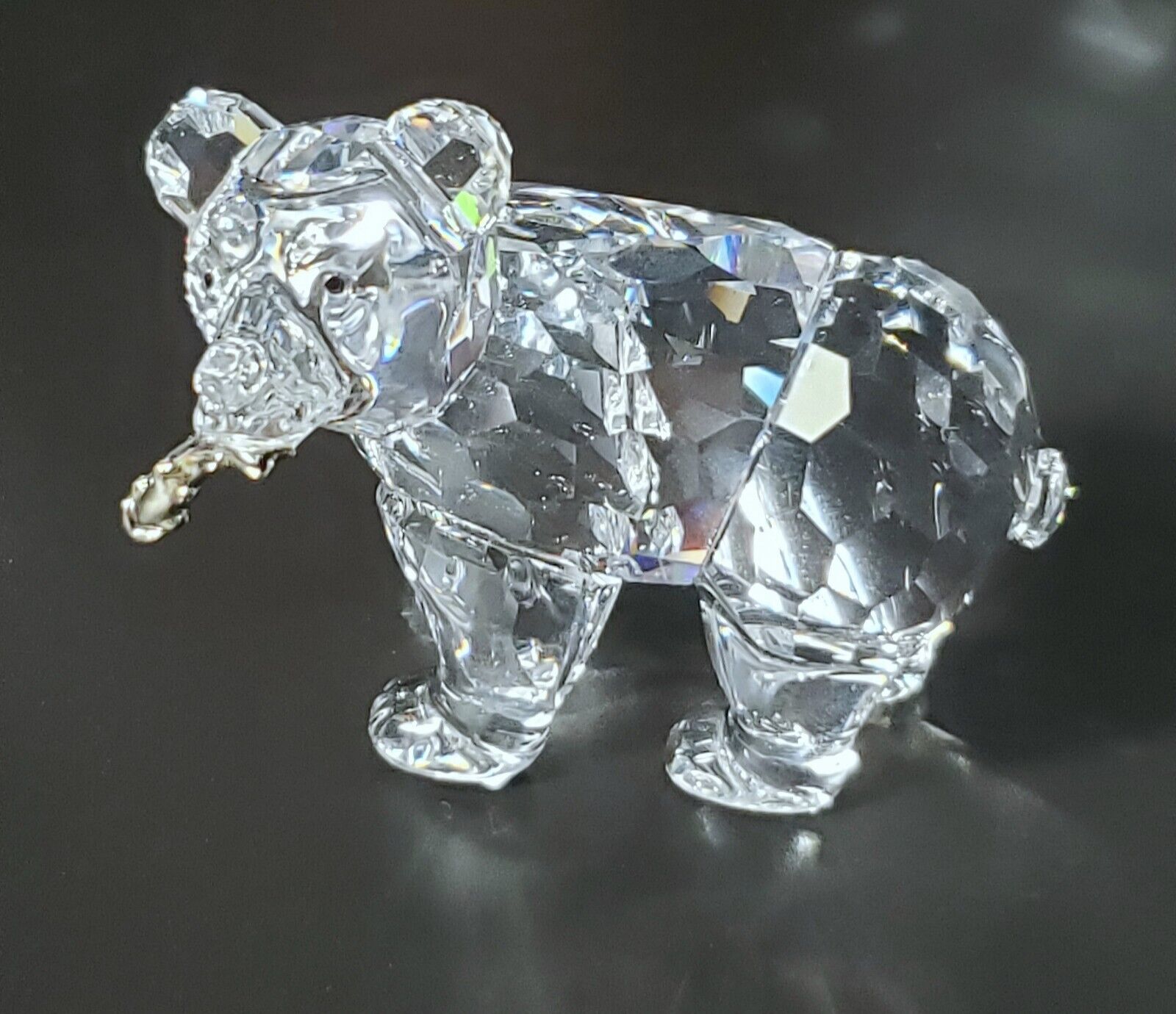 Swarovski Crystal Grizzly Cub w/ Metal Silver Fish MIB Rare Encounters 