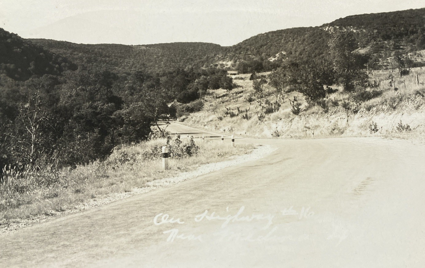 RPPC Texas Highway 16 Near Medina Postcard c1940