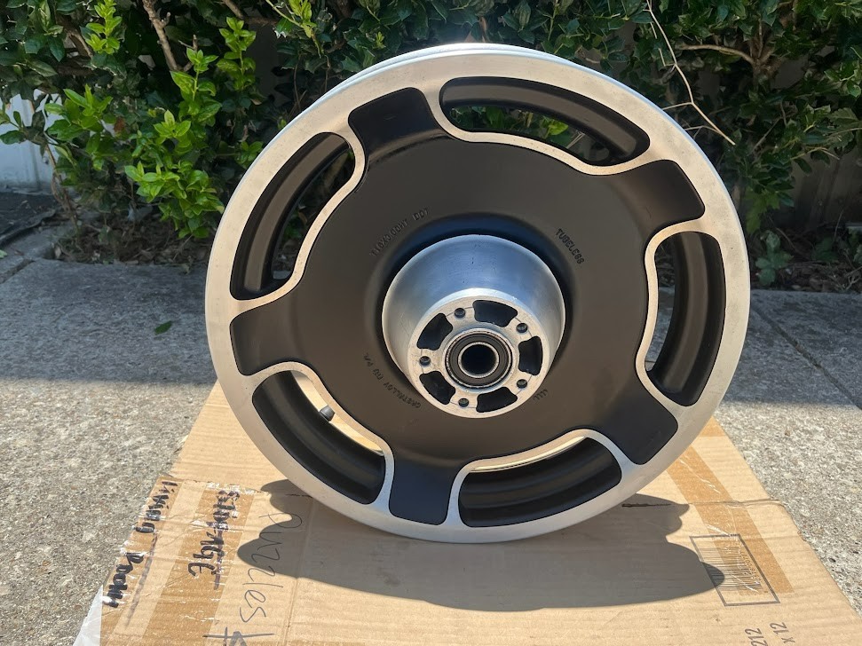 Harley OEM Rear Wheel Rim 16x3Touring Glide Models FLHX FLTR FLHR 00-08