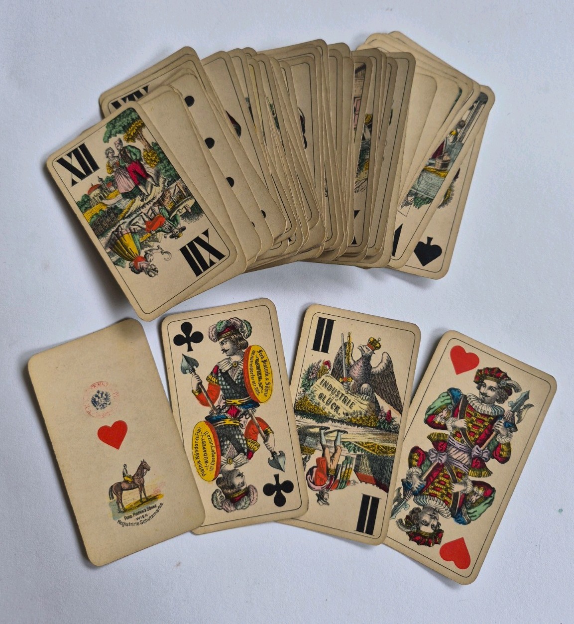 Stunning Antique Ferd Piatnik & Sohne Wien Industrie Gluck Tarrock Playing Cards