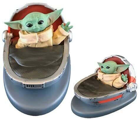 The Child Star Wars: The Mandalorian Solar Powered Dashboard Waver