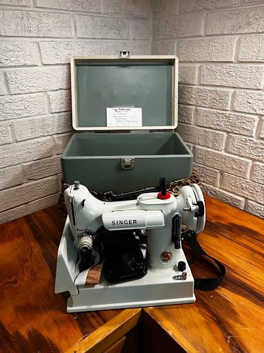 Vintage White/Pale Celadon Singer Featherweight 221K7 Portable Machine