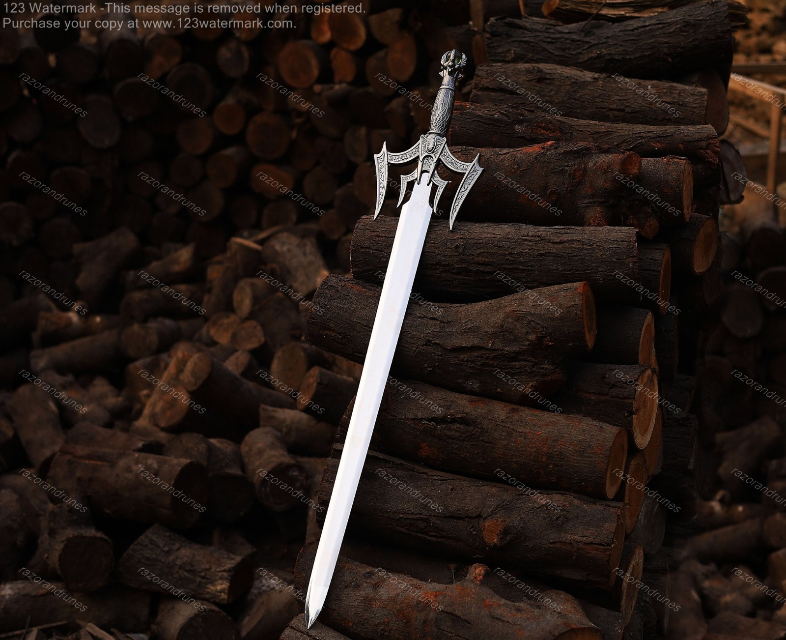 Luciendar sword of light stainless steel cosplay costume best quality item Gift Luciendar sword of light stainless steel cosplay costume best quality item Gift