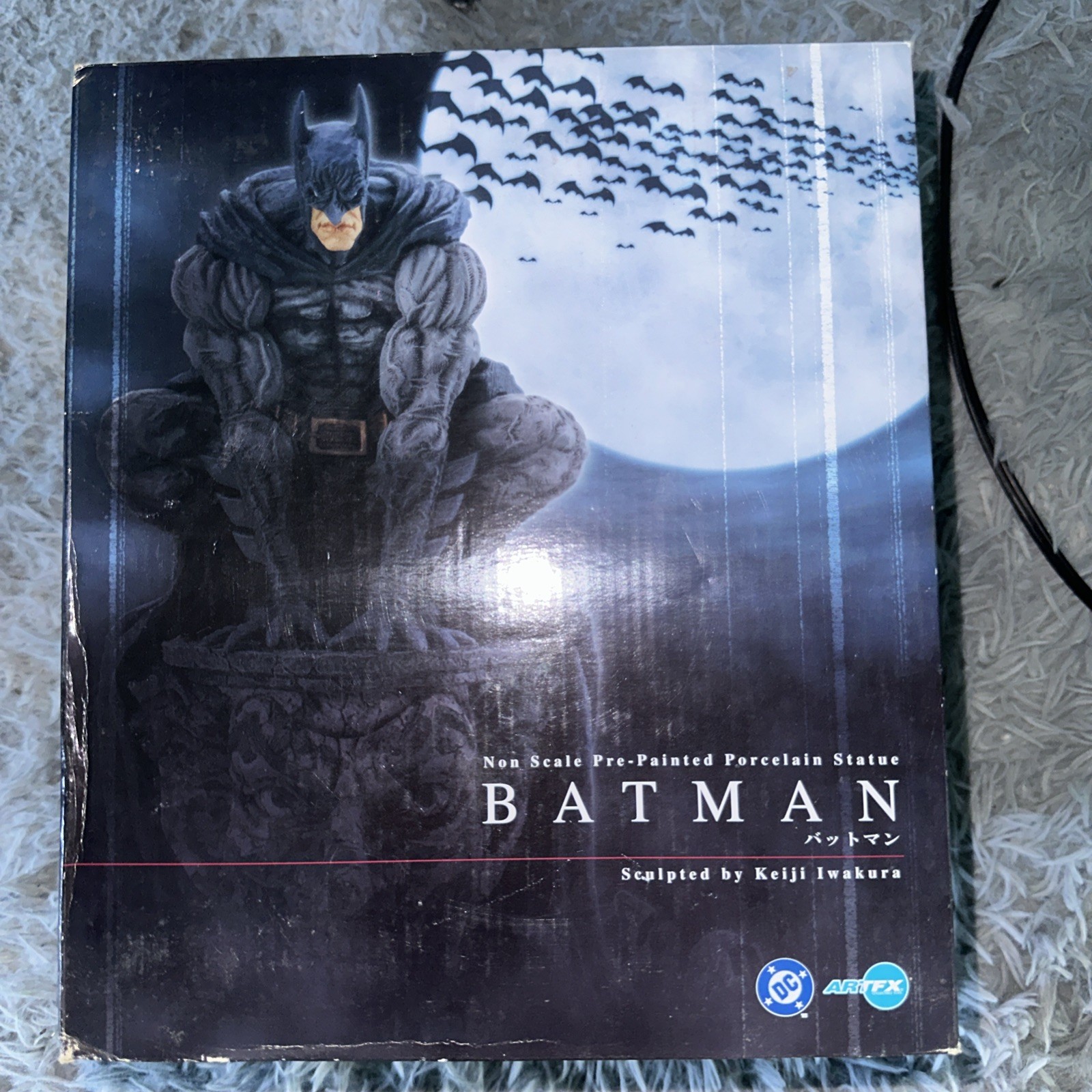BATMAN Keiji Iwakura Painted Porcelain Statue Limited 2201/2800 ArtFX Kotobukiya
