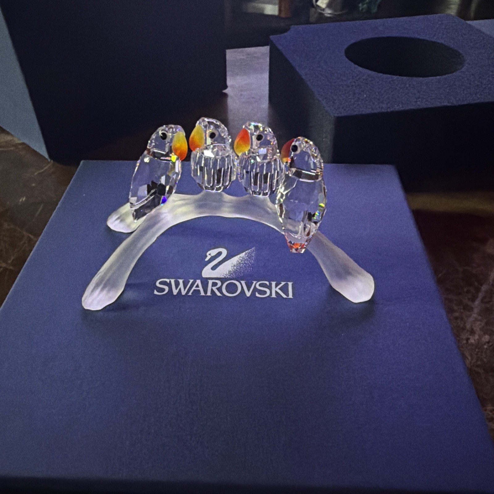 Swarovski Baby Lovebirds Crystal Figurine On a Branch # 199123 COA & Box
