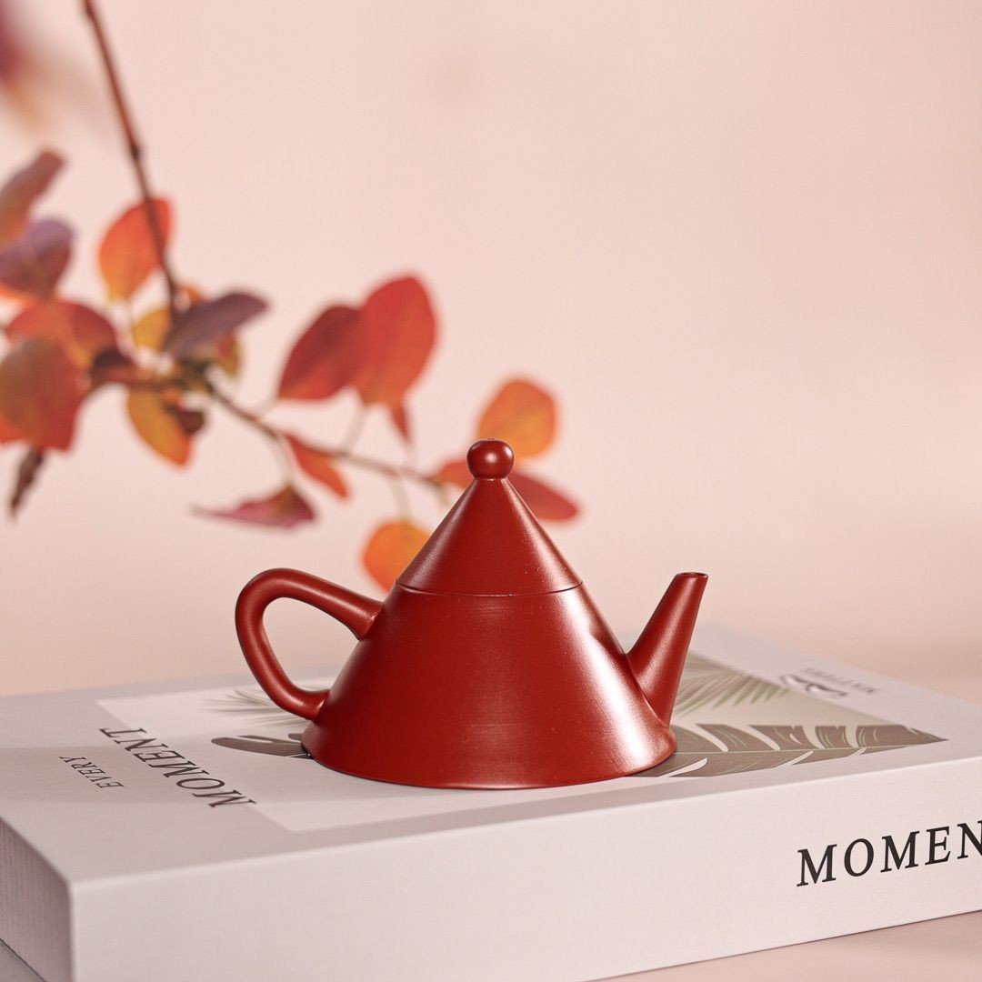 New Yixing Purple Clay Teapot Handmade Zhu Ni Pyramid Shape Tea Pot 140ml Use