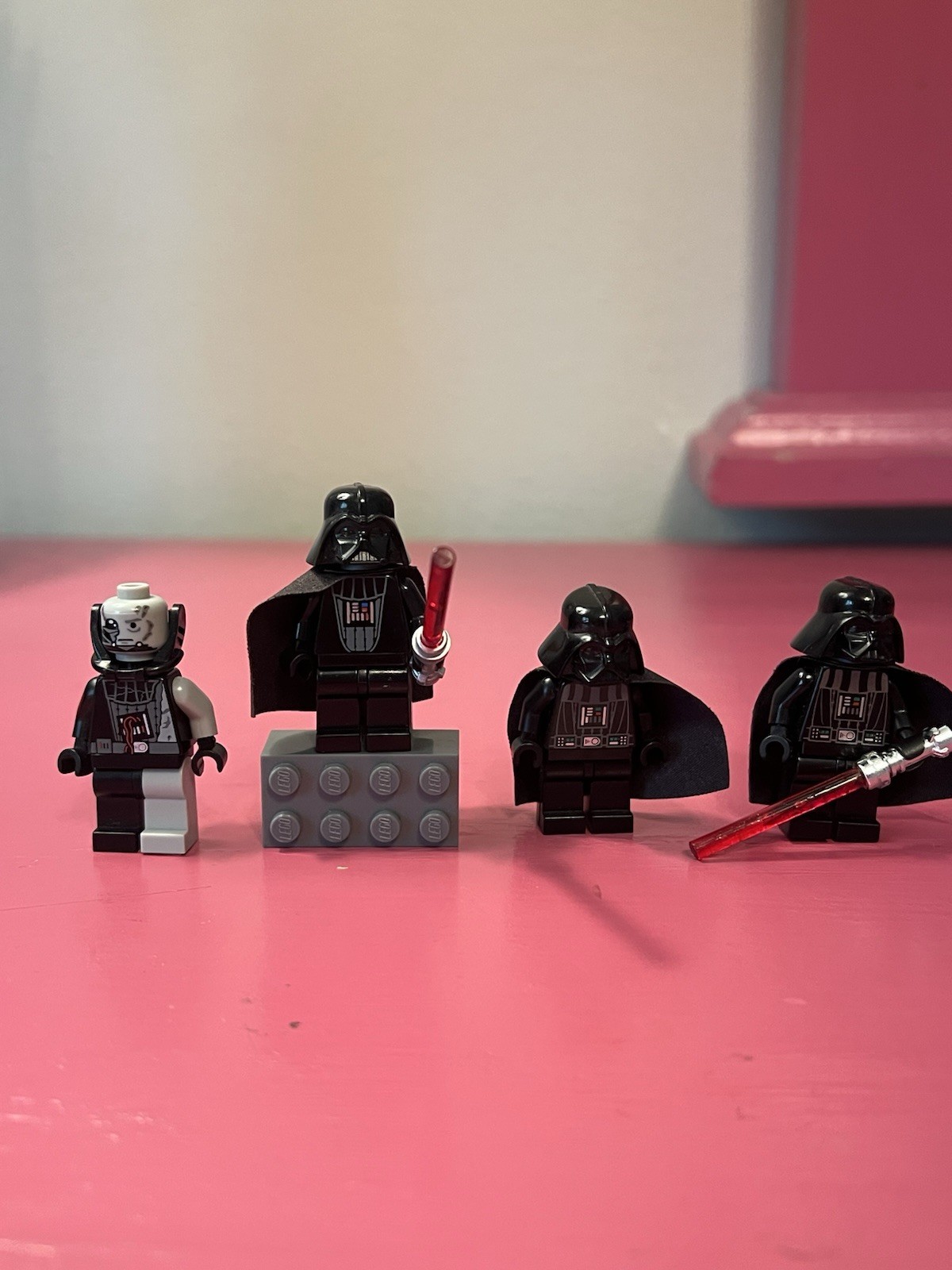 LEGO Star Wars Darth Vader Mini Figs LOT of 4 Episode IV-VI Force Unleashed