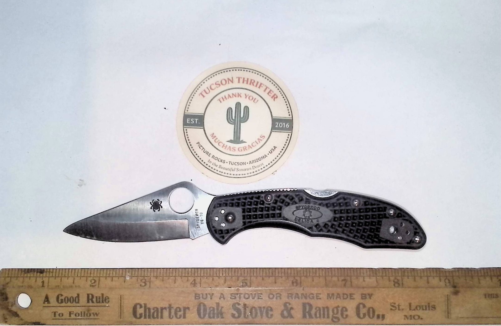 Spyderco Delica 4 V8-10 Lockback Pocket Knife