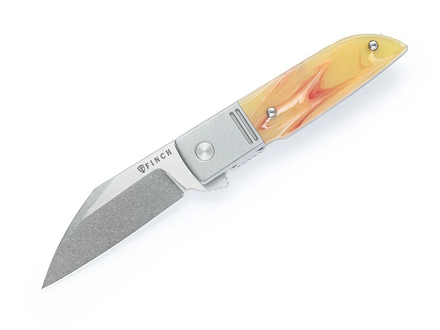 FINCH Geneva Spur Creme Soda pocketknife 154CM Steel Blade Resin handle