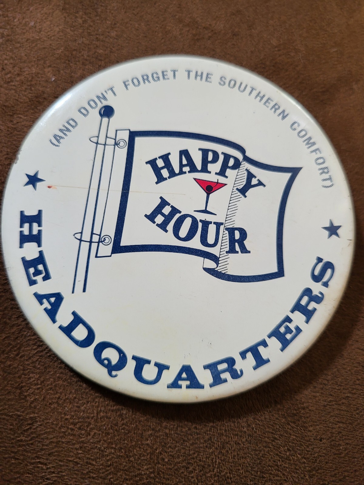 RaRe Vtg 1969 Southern Comfort Happy Hour SUMMER Campaign Pinback 3\