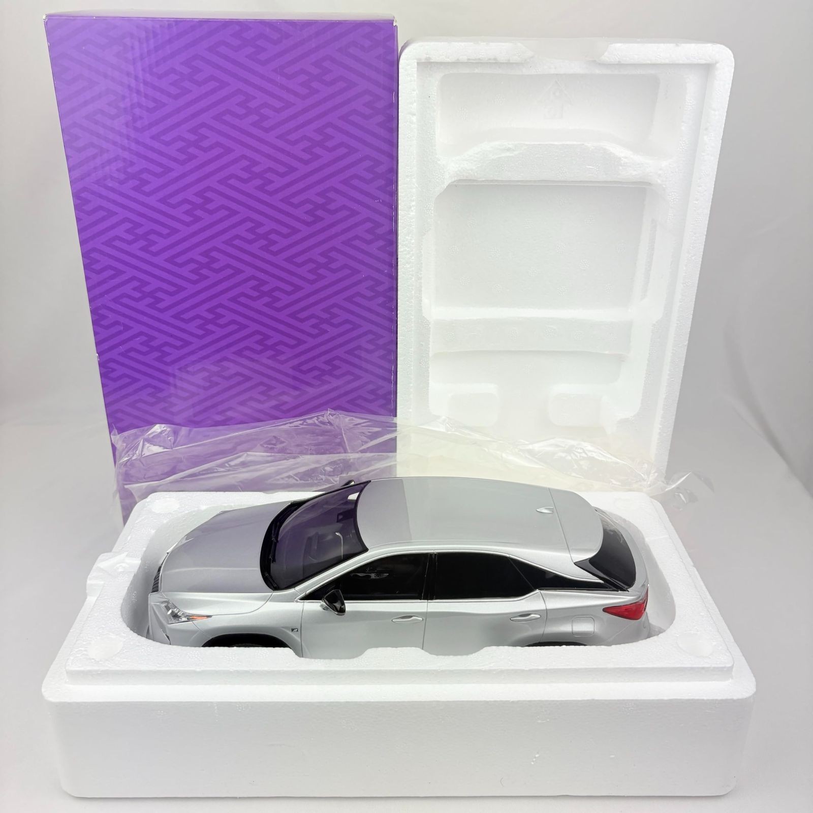 Kyosho Samurai 1/18 Lexus RX200t F Sport Silver Diecast Model Car KSR18014S