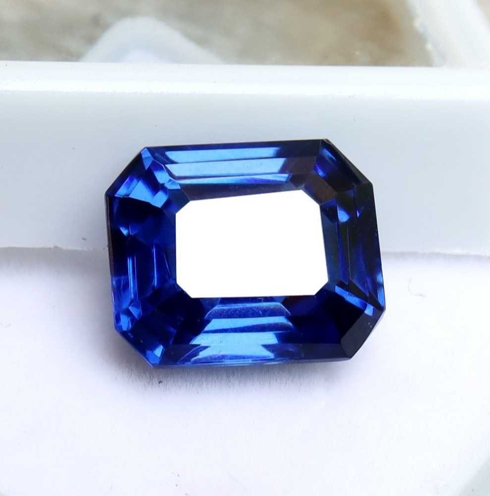 Beautiful Loose Gemstone Natural Blue Sapphire Certified Emerald Cut 9-10 CT