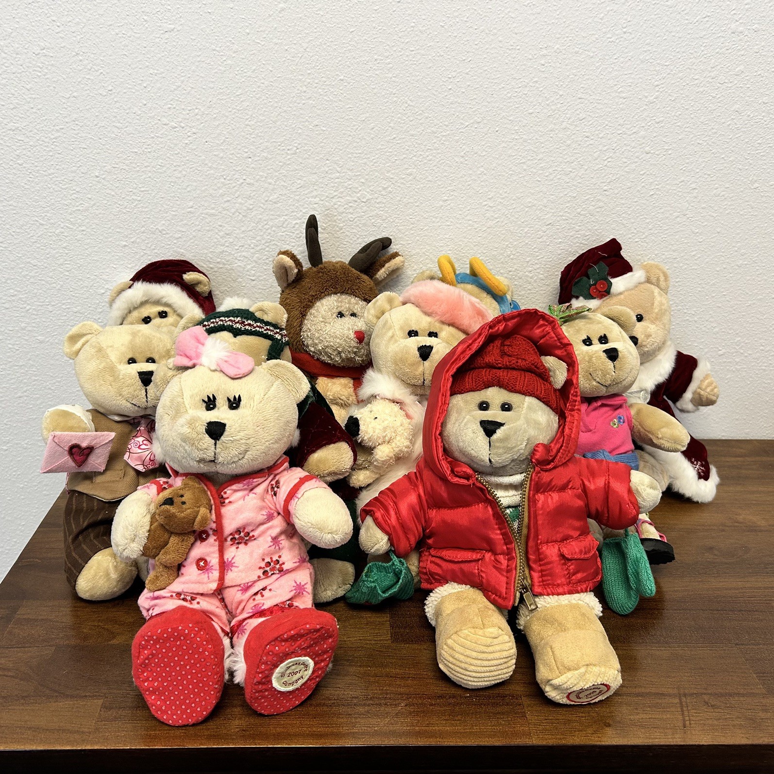 Lot of 10 Starbucks Bearista Plush Bears with Outfits 2003-2008
