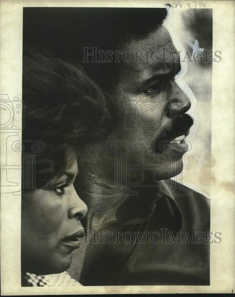1976 Press Photo Cicely Tyson & Robert Hooks in \