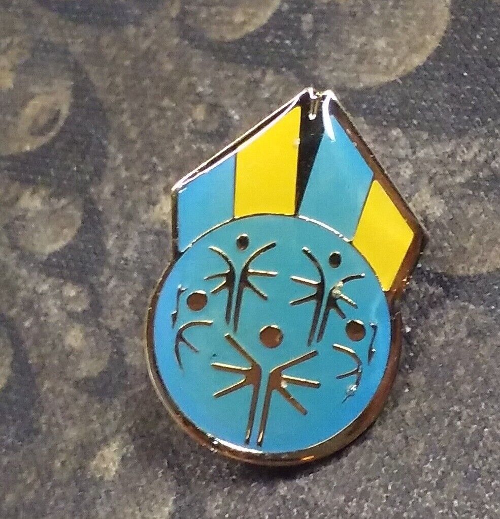 Special Olympics Mid 80s Blue and Gold vintage award pin badge