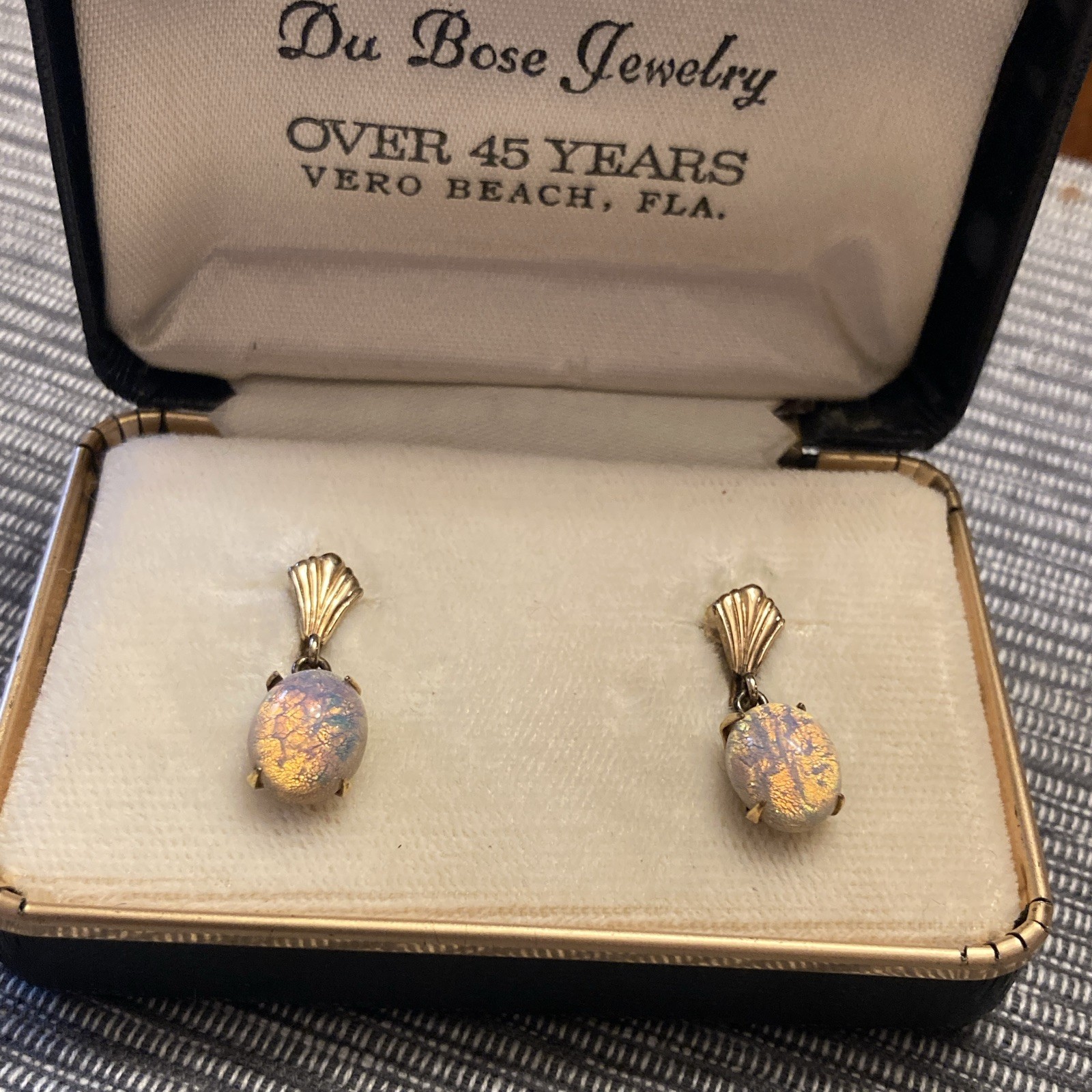 Vintage Oval White Opal Stud Earrings screw back 12k gf WHTT co  mark stunning