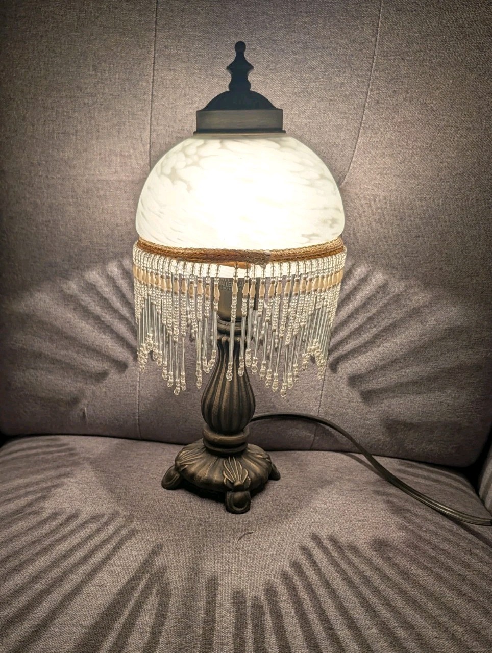 Vintage Victorian Style Beaded Fringe Boudoir Table Lamp Glass *Cracked* 12.5