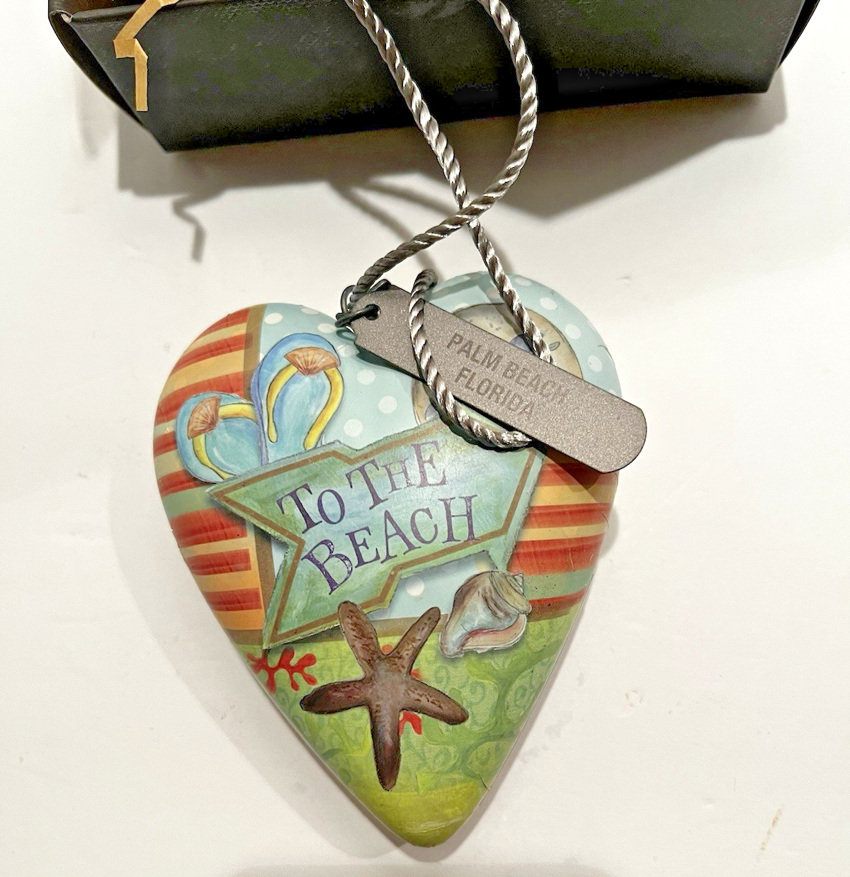 New Demdaco Art Hearts Standing Ornament With Key Stand \