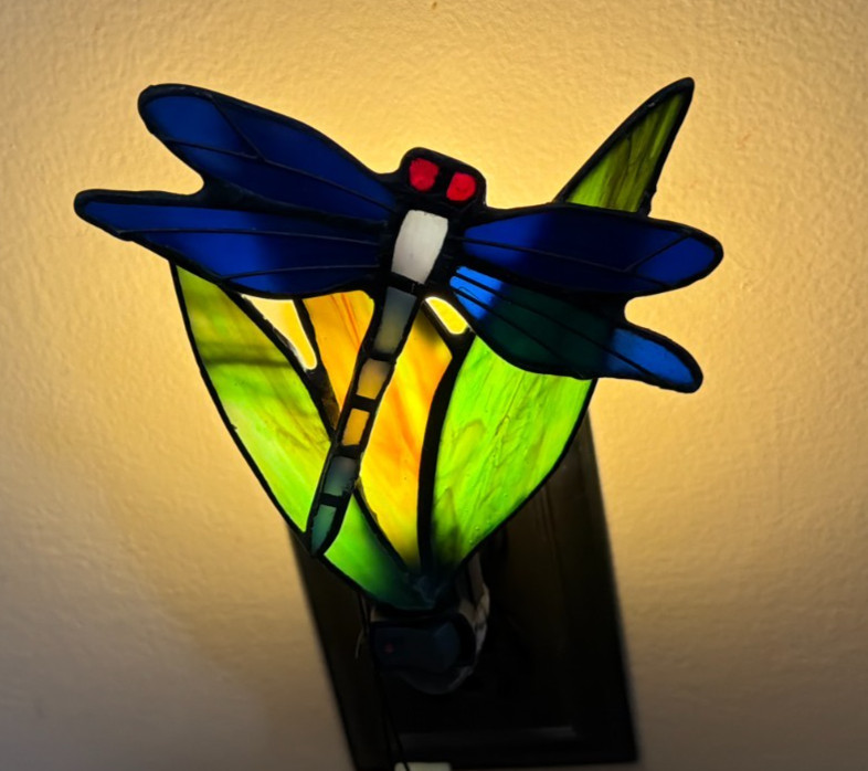 VTG J J Peng Leaded Stained Glass Dragonfly Night Light On/Off ~ New Old Stock.