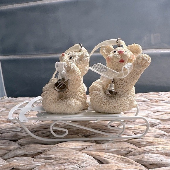 Kurt Adler Vintage Snow Bearies Ornament 2 Bears w/ 2 Bears w/ White Metal Sled