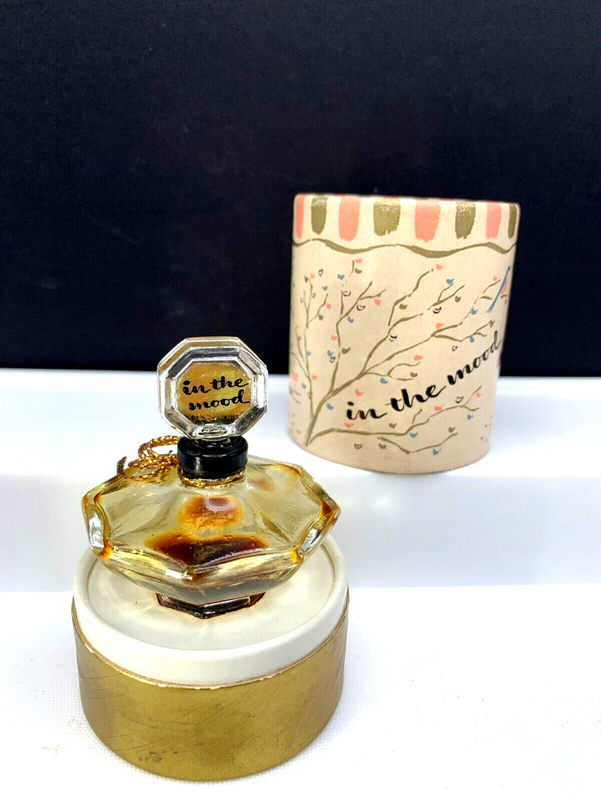Delightful  Vintage perfume bottle w/box.  In the Mood by Watkins.  1952.  3 dm