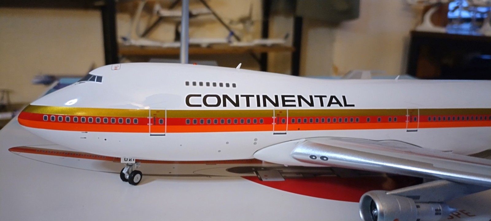 Inflight200 Continental 747