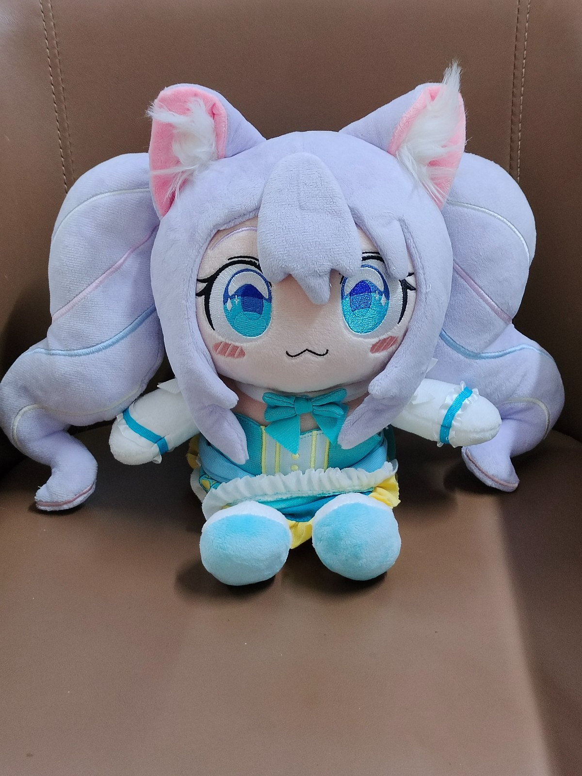 Kirsche Verstahl Plush used Kirsche Verstahl Plush used