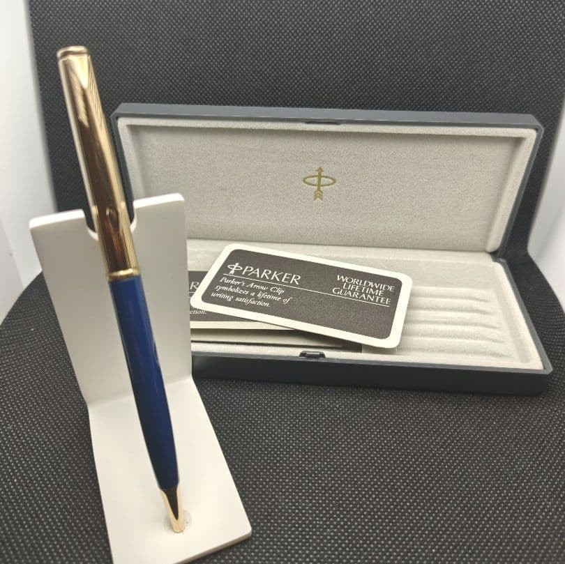 PARKER Insignia Twisted Ballpoint Pen Blue Lacquer #3a26c7