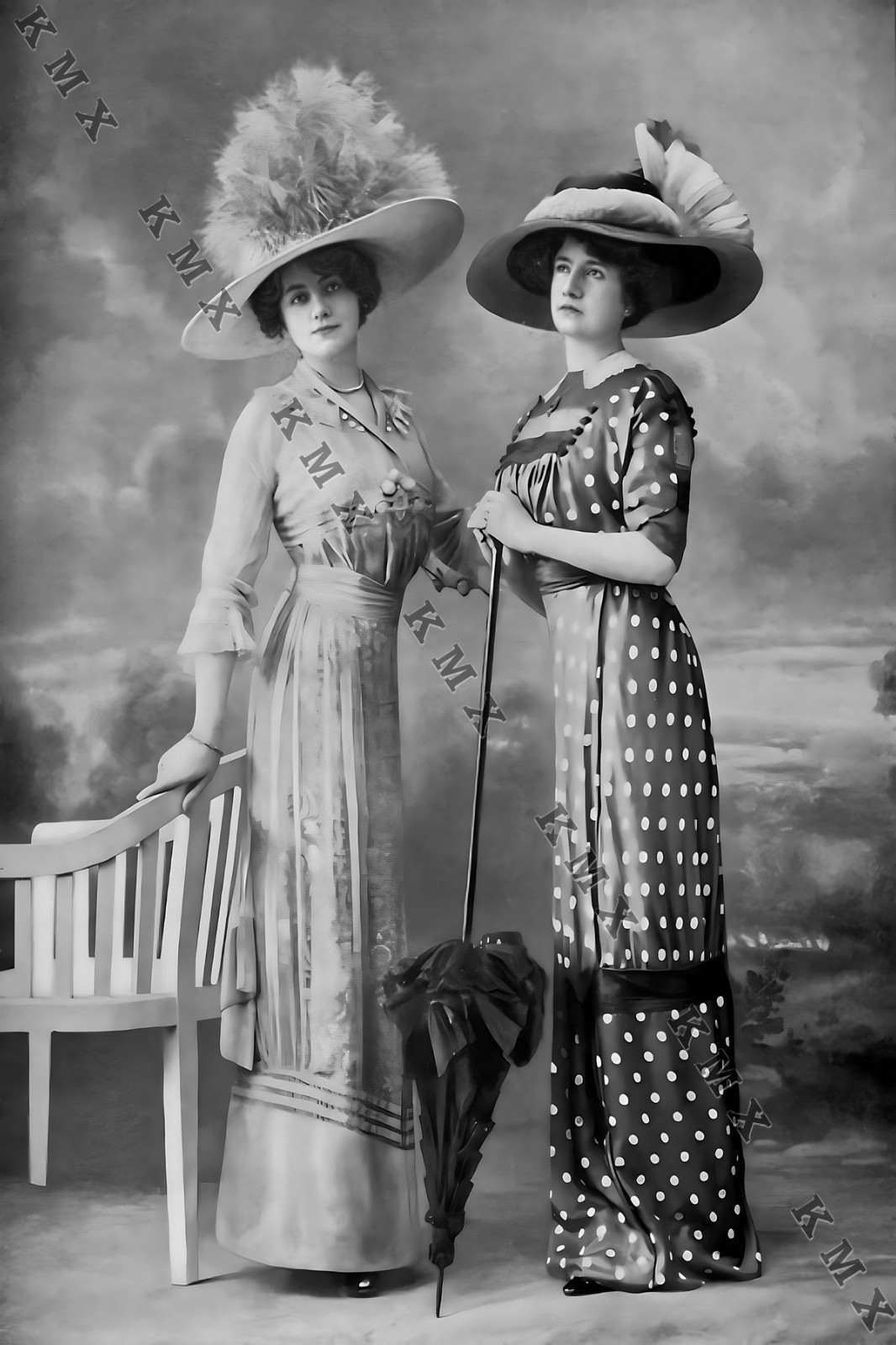 1900's Victorian Girls 4x6 photo 1900's Victorian Girls 4x6 photo