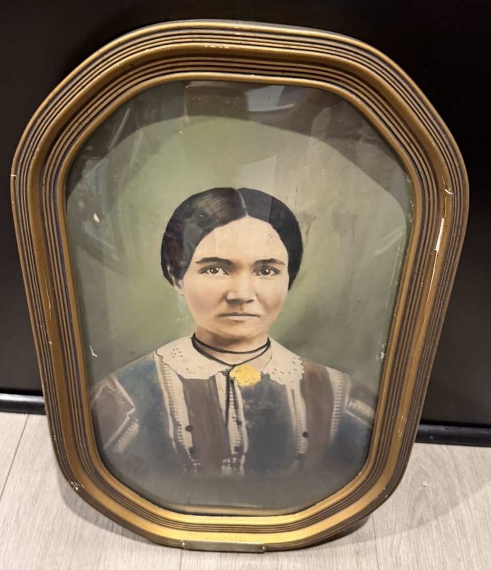Vintage Portrait Convex Bubble Glass Picture Frame 1836 - 1909