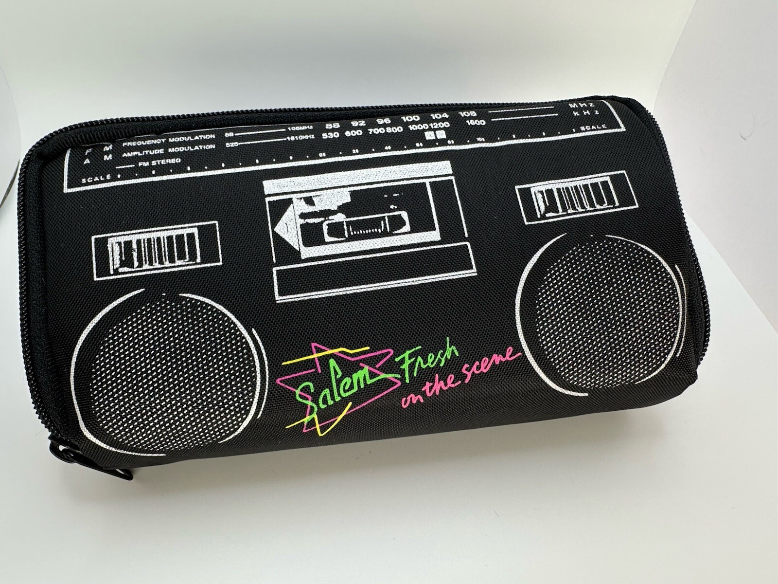 New Old Stock Vintage Hip Hop Boom Box 6-Pack Beer Cooler Tailgating Salem NB3