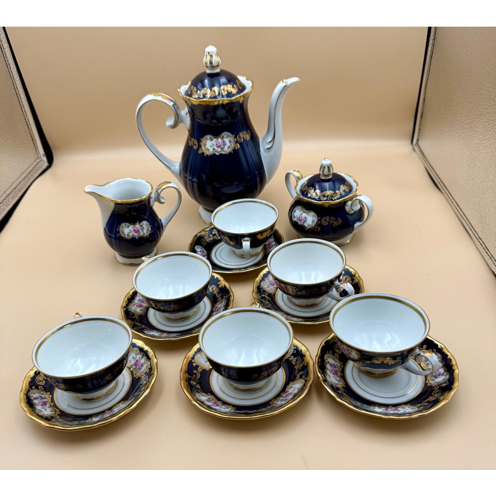 Vintage Reichenbach Echt Kobalt 22k Gold Floral German Porcelain 15 Piece Set Vintage Reichenbach Echt Kobalt 22k Gold Floral German Porcelain 15 Piece Set