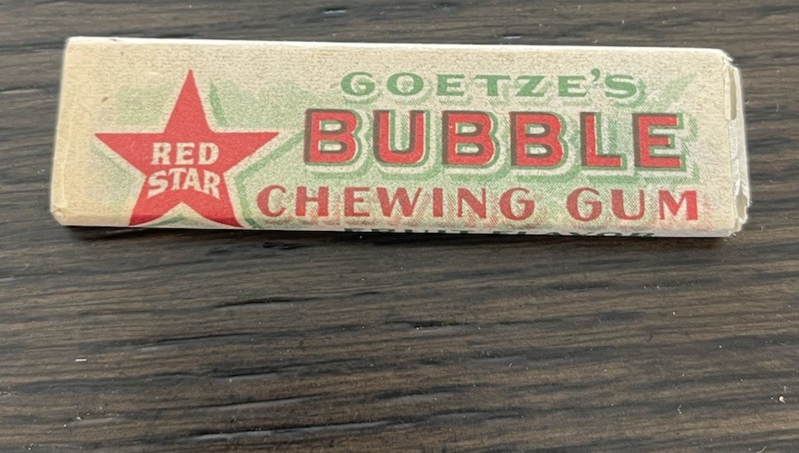 Vintage 1920’s GOETZE’S BUBBLE CHEWING GUM 2-Stick Sealed Pack New Old Stock Vintage 1920’s GOETZE’S BUBBLE CHEWING GUM 2-Stick Sealed Pack New Old Stock