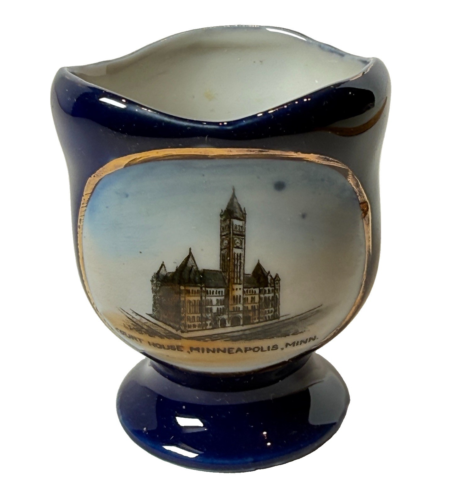 MINNEAPOLIS MN MINNESOTA - COURT HOUSE Souvenir ANTIQUE TRINKET COBALT  VASE