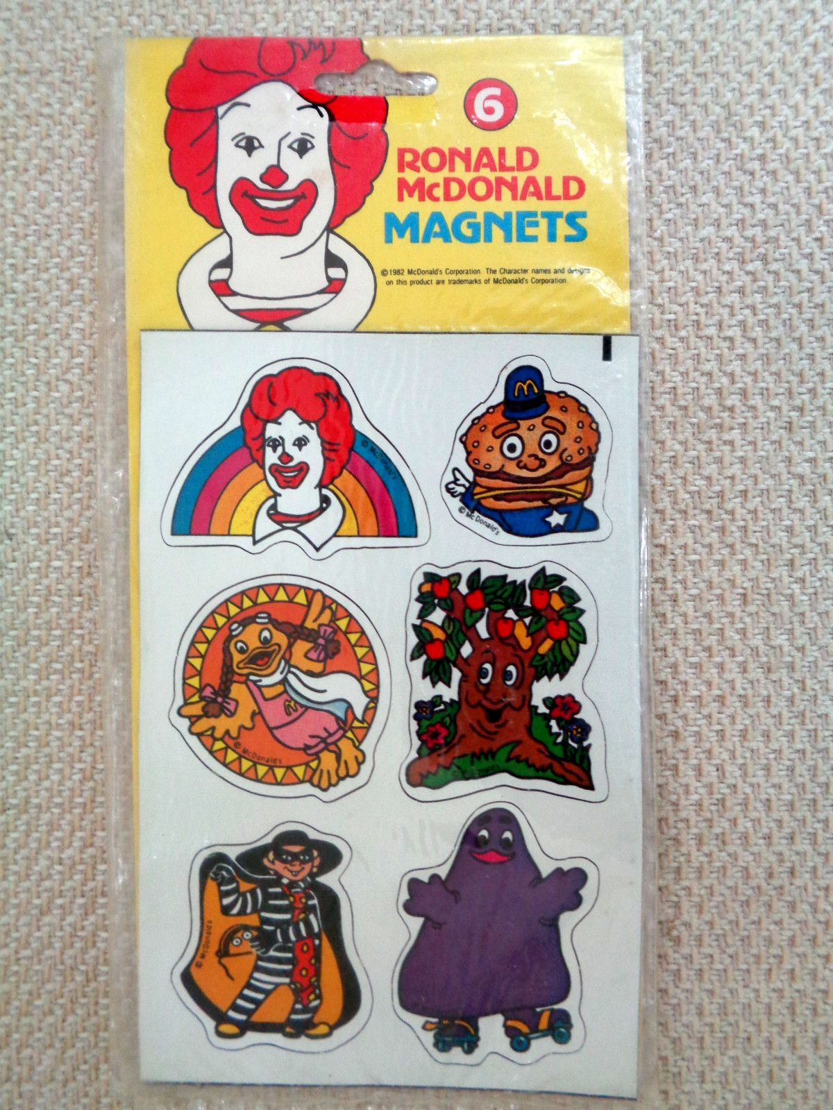McDonald\'s Ronald\'s 1982 Magnets