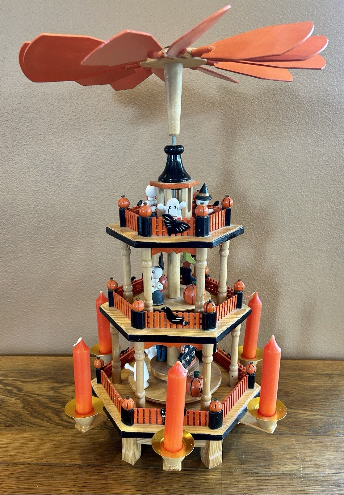Vintage HTF Lillian Vernon Wooden Halloween Carousel 3-Tier Candle Pyramid 3753