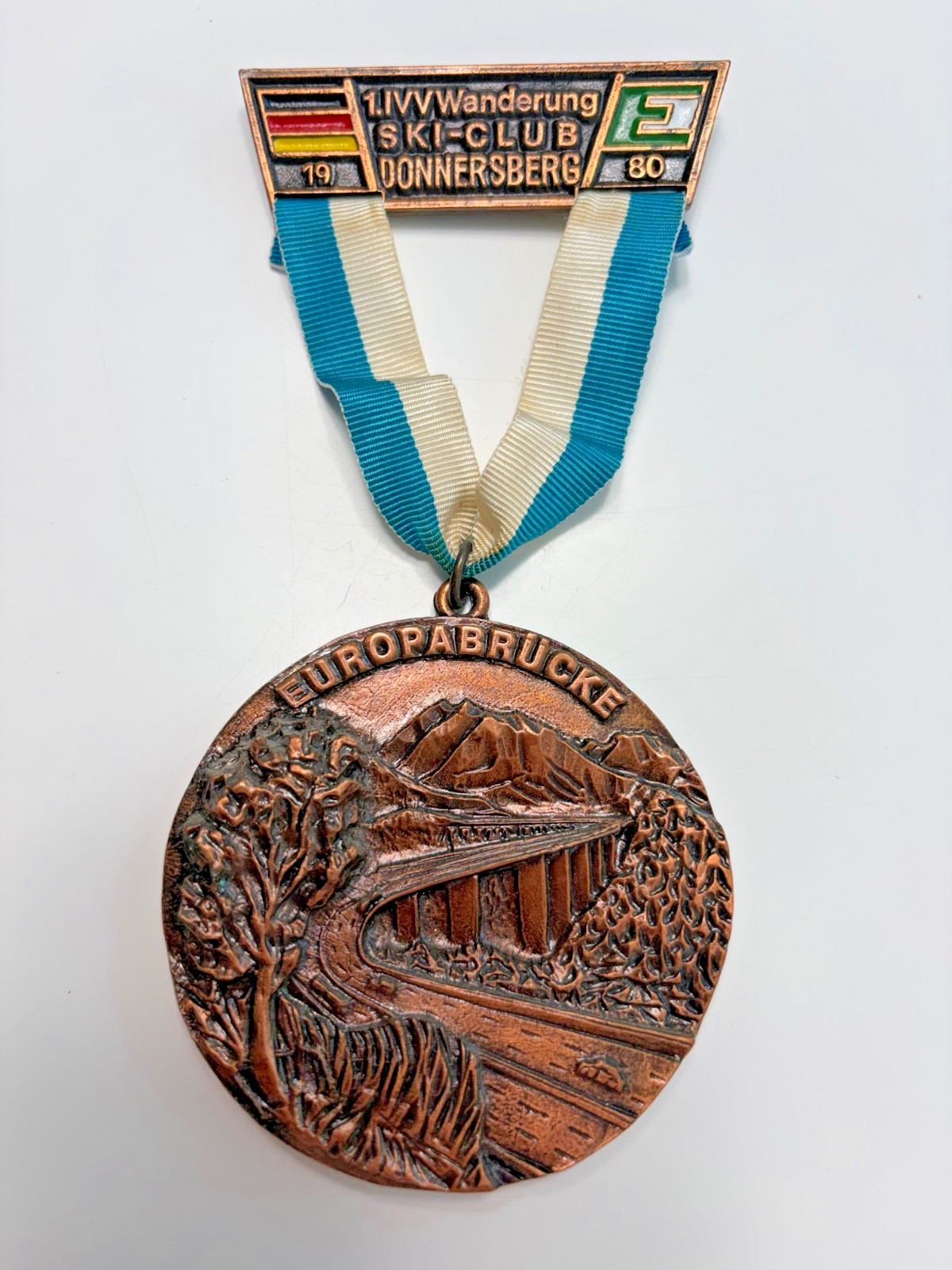 Vintage German Hiking Medal ~ 1980 1st Wanderung Donnersberg Ski Club Vintage German Hiking Medal ~ 1980 1st Wanderung Donnersberg Ski Club
