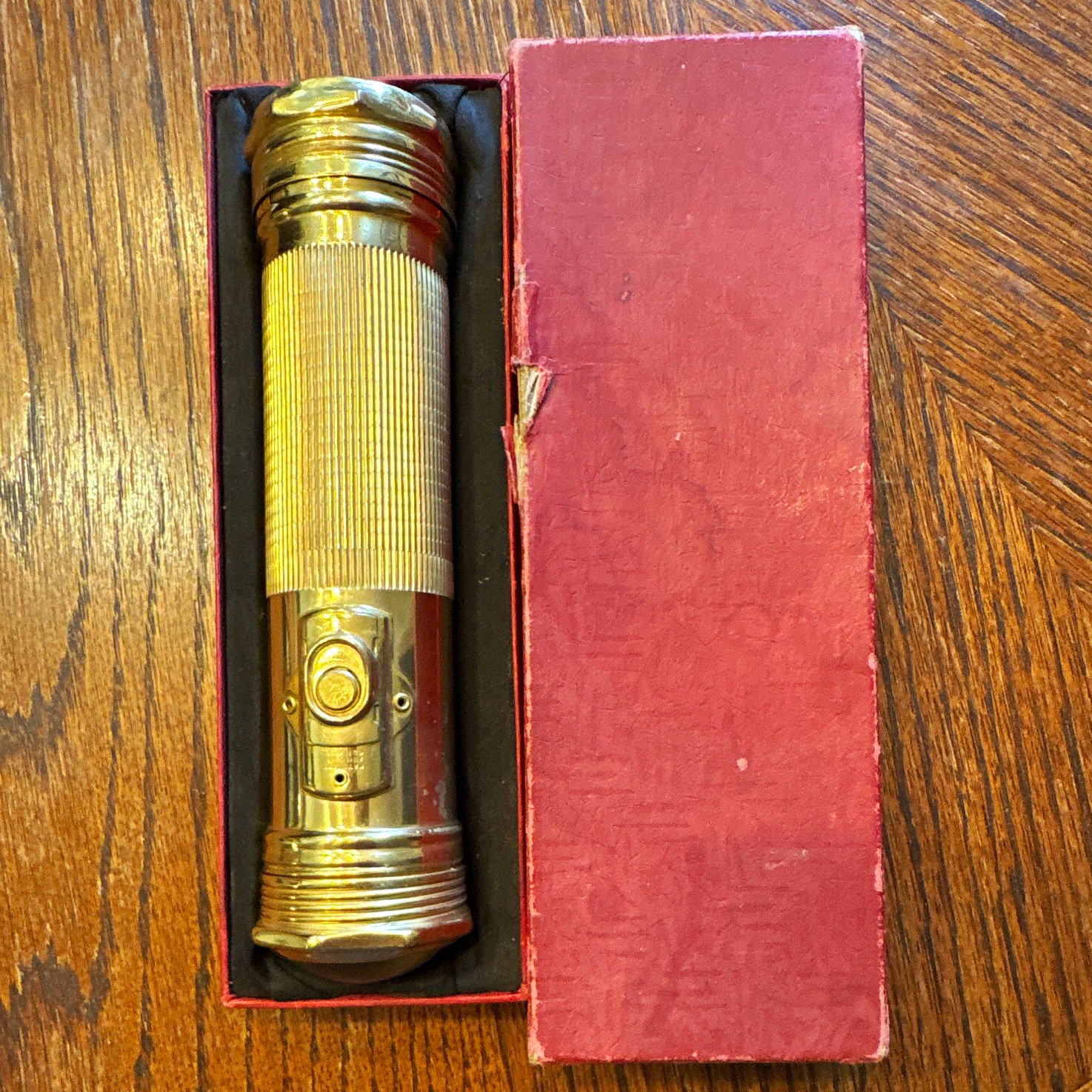 Vintage 1920’s Winchester ARMAX brass flashlight bronzelite w/original red box