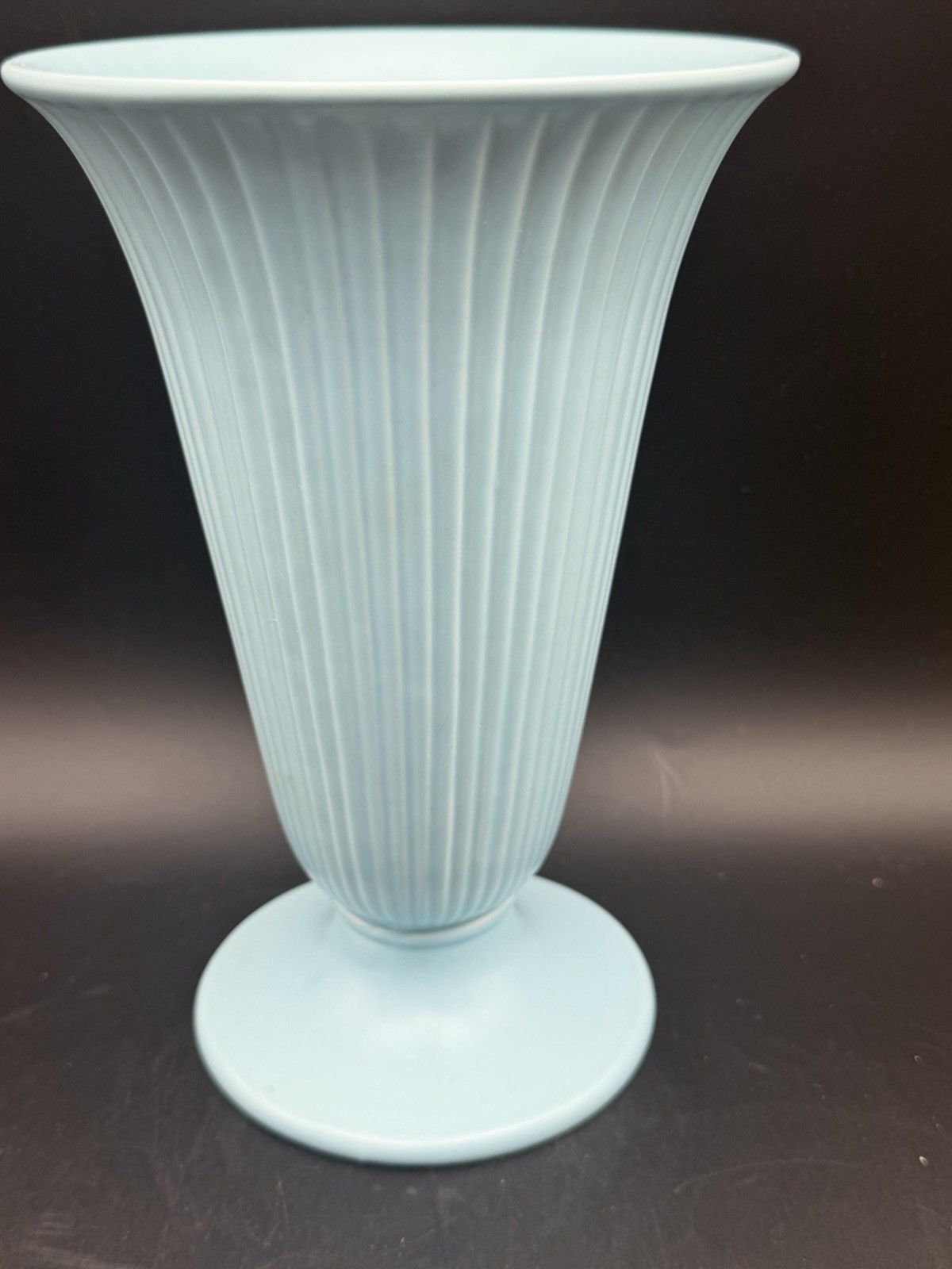 Vintage Wedgwood Etruria Barlaston Celeste Blue Fluted Queens Ware Vase 8”